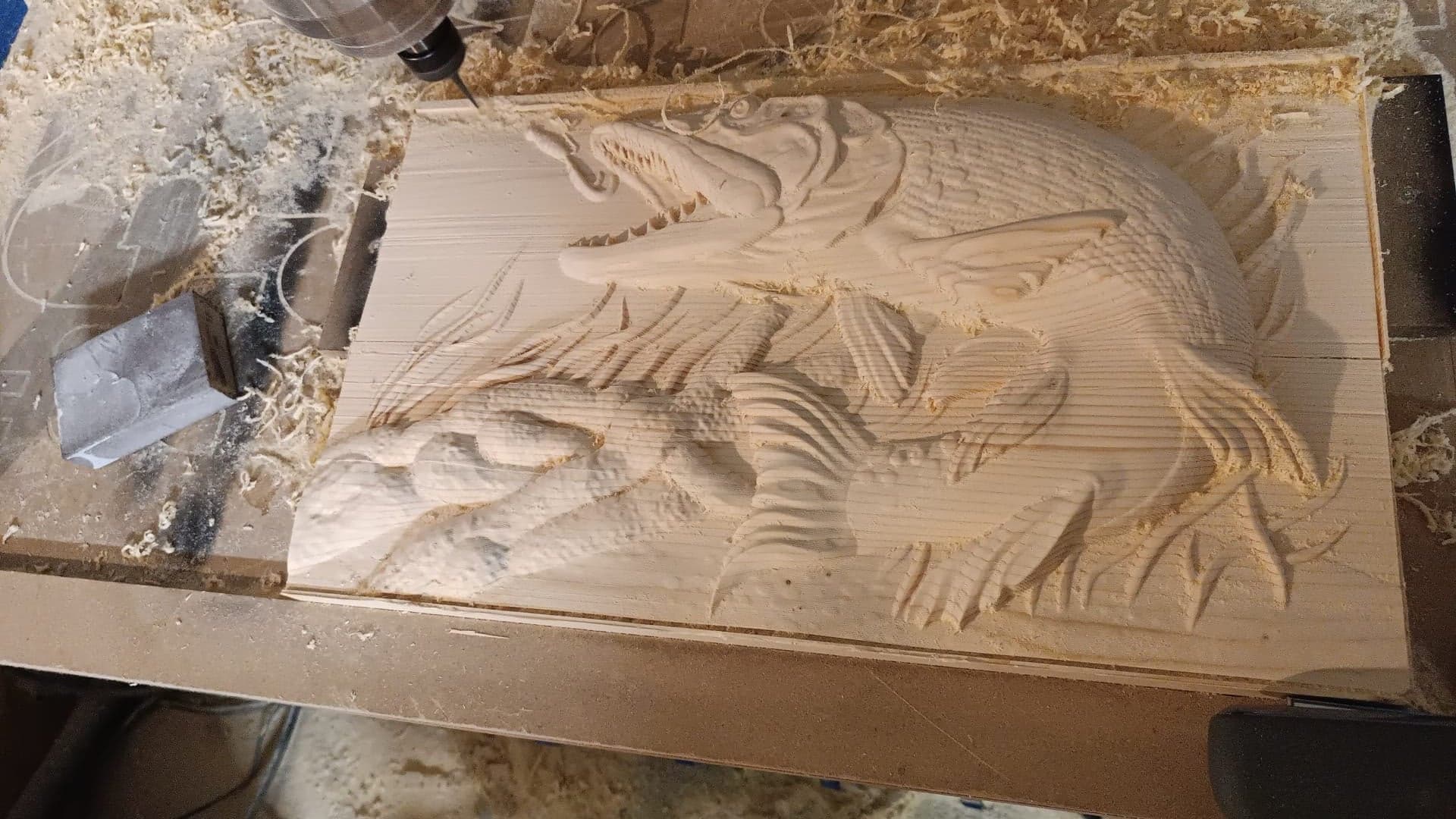CNC obrábění dřeva — 3D reliéf